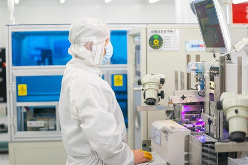 光谷高端光電子產(chǎn)品節(jié)前加緊出貨，自動(dòng)化科技助力效率提升